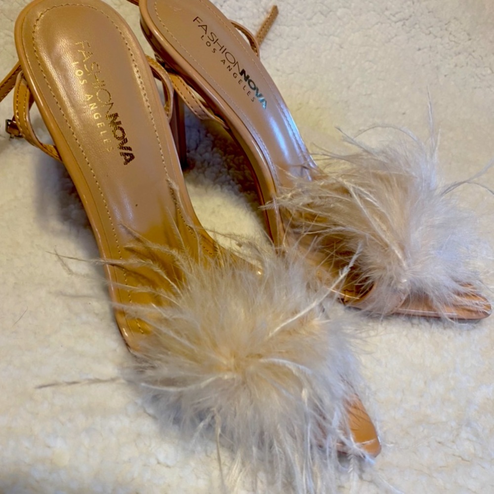 Fashion Nova fabulous flesh tone feather heels